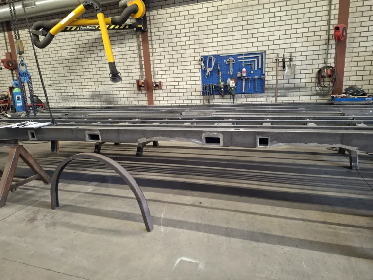 Vrachtwagenframe voor Jan Tromp