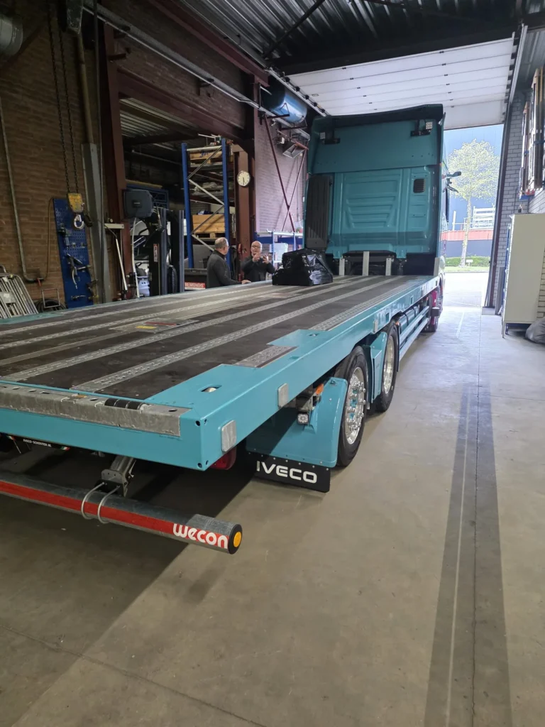 Vrachtwagenframe voor Jan Tromp