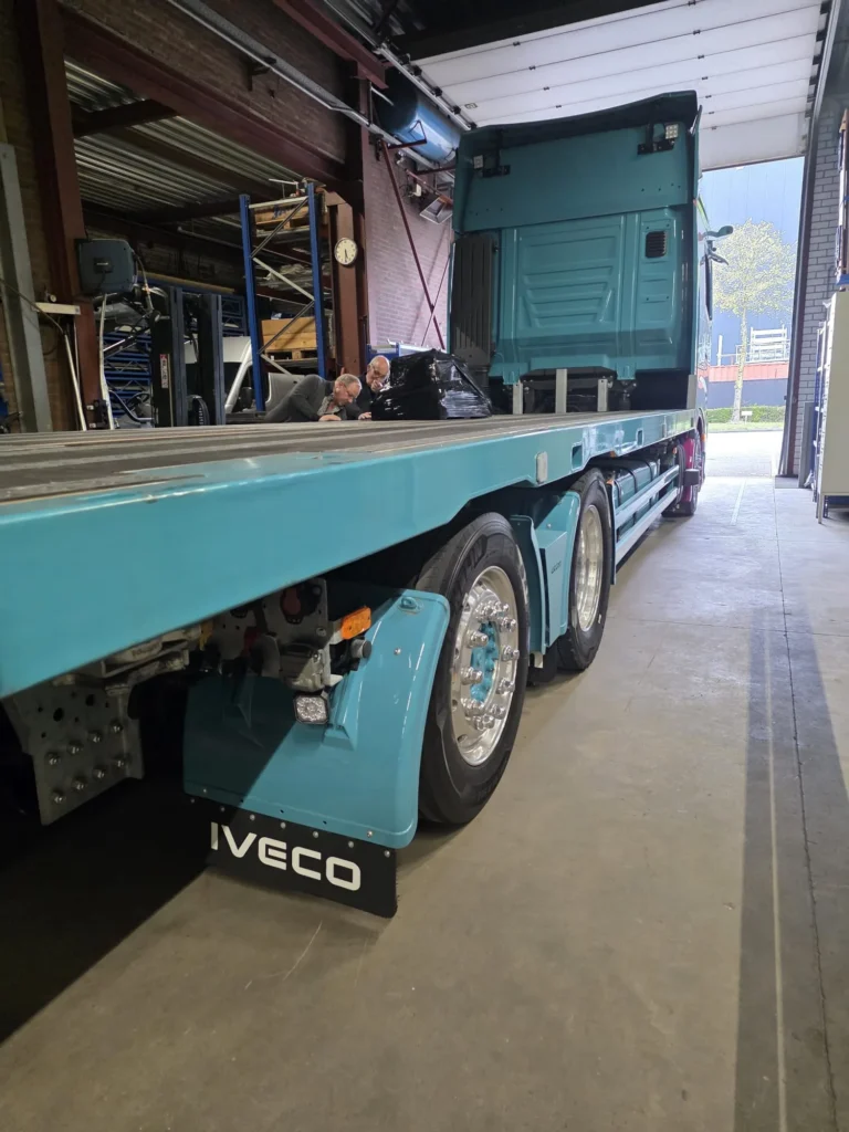 Vrachtwagenframe voor Jan Tromp