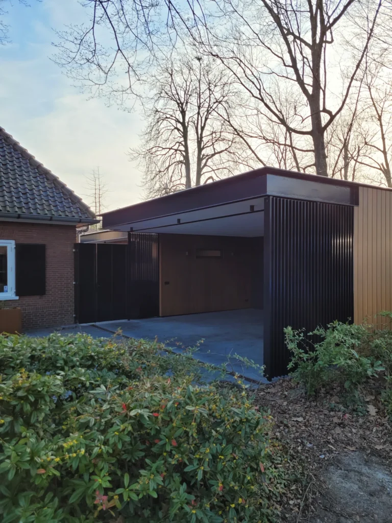 Poorten en hekwerk Villa in Vught